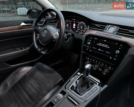 Серый Фольксваген Пассат, объемом двигателя 1.8 л и пробегом 215 тыс. км за 19990 $, фото 42 на Automoto.ua