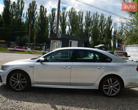 Серый Фольксваген Пассат, объемом двигателя 2 л и пробегом 48 тыс. км за 16900 $, фото 3 на Automoto.ua