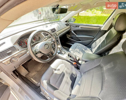 Серый Фольксваген Пассат, объемом двигателя 2 л и пробегом 128 тыс. км за 16590 $, фото 23 на Automoto.ua