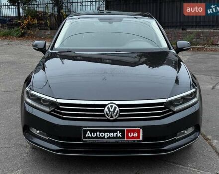 Серый Фольксваген Пассат, объемом двигателя 1.8 л и пробегом 215 тыс. км за 19990 $, фото 1 на Automoto.ua