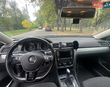 Серый Фольксваген Пассат, объемом двигателя 1.98 л и пробегом 184 тыс. км за 15500 $, фото 7 на Automoto.ua
