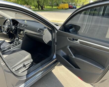 Серый Фольксваген Пассат, объемом двигателя 2 л и пробегом 100 тыс. км за 15700 $, фото 10 на Automoto.ua