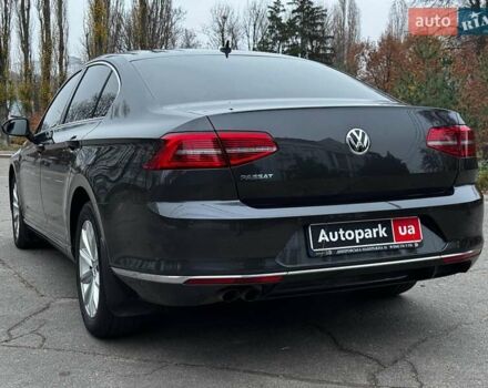 Серый Фольксваген Пассат, объемом двигателя 1.8 л и пробегом 215 тыс. км за 19990 $, фото 17 на Automoto.ua