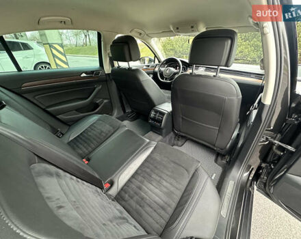 Серый Фольксваген Пассат, объемом двигателя 1.97 л и пробегом 153 тыс. км за 25999 $, фото 39 на Automoto.ua