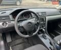 Сірий Фольксваген Пассат, об'ємом двигуна 2 л та пробігом 150 тис. км за 17000 $, фото 5 на Automoto.ua