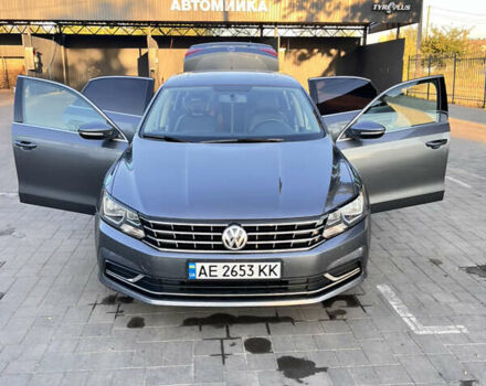 Серый Фольксваген Пассат, объемом двигателя 1.98 л и пробегом 139 тыс. км за 14400 $, фото 10 на Automoto.ua