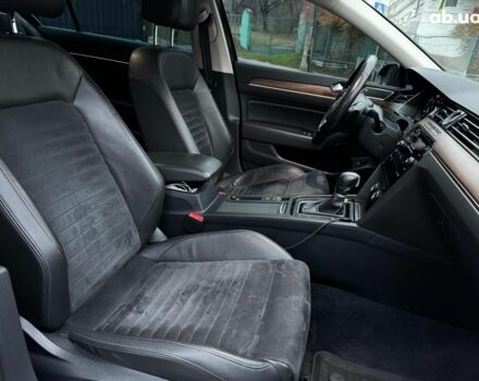 Серый Фольксваген Пассат, объемом двигателя 1.8 л и пробегом 215 тыс. км за 19990 $, фото 42 на Automoto.ua