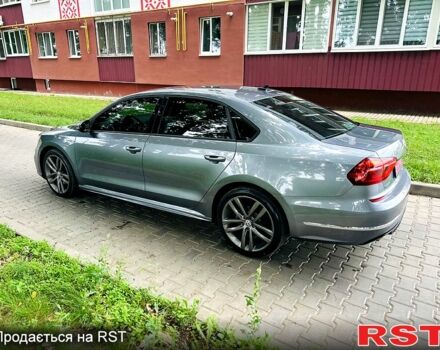 Сірий Фольксваген Пассат, об'ємом двигуна 2 л та пробігом 260 тис. км за 11999 $, фото 2 на Automoto.ua