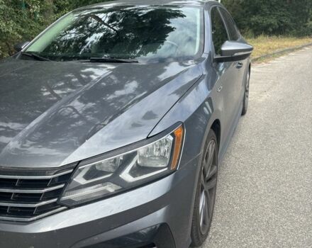 Сірий Фольксваген Пассат, об'ємом двигуна 0 л та пробігом 123 тис. км за 13700 $, фото 1 на Automoto.ua