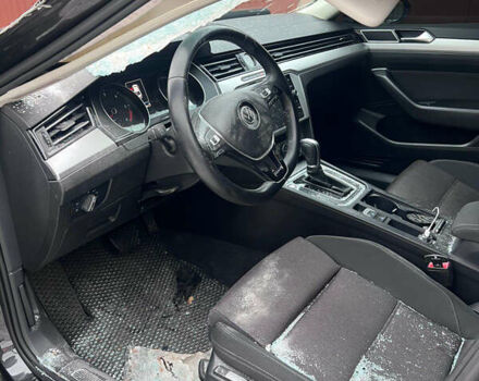 Серый Фольксваген Пассат, объемом двигателя 1.97 л и пробегом 197 тыс. км за 9700 $, фото 9 на Automoto.ua