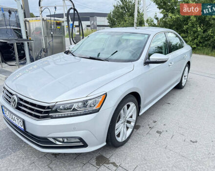 Серый Фольксваген Пассат, объемом двигателя 2 л и пробегом 128 тыс. км за 16590 $, фото 15 на Automoto.ua