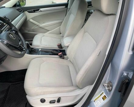 Сірий Фольксваген Пассат, об'ємом двигуна 2 л та пробігом 158 тис. км за 11900 $, фото 12 на Automoto.ua