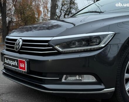 Серый Фольксваген Пассат, объемом двигателя 1.8 л и пробегом 215 тыс. км за 19990 $, фото 6 на Automoto.ua