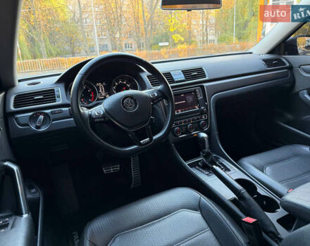 Сірий Фольксваген Пассат, об'ємом двигуна 2 л та пробігом 110 тис. км за 11699 $, фото 8 на Automoto.ua