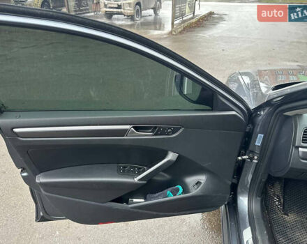 Серый Фольксваген Пассат, объемом двигателя 2 л и пробегом 131 тыс. км за 13800 $, фото 19 на Automoto.ua