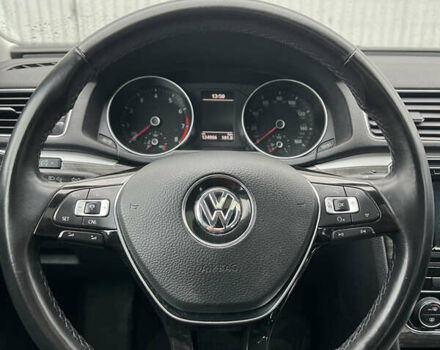 Фольксваген Пассат 2018 в Киеве на Automoto.ua Серый Фольксваген Пассат, объемом двигателя 2 л и пробегом 124 тыс. км за 14300 $, фото 17 на Automoto.ua