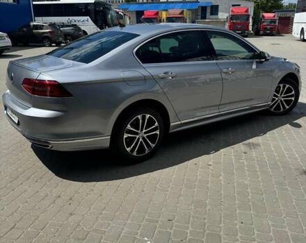 Серый Фольксваген Пассат, объемом двигателя 1.97 л и пробегом 128 тыс. км за 27000 $, фото 4 на Automoto.ua