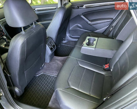 Серый Фольксваген Пассат, объемом двигателя 2 л и пробегом 106 тыс. км за 15400 $, фото 20 на Automoto.ua