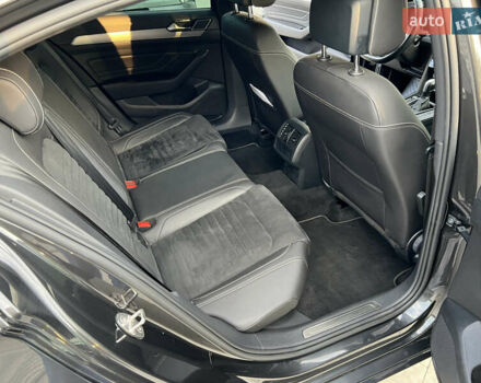 Серый Фольксваген Пассат, объемом двигателя 1.97 л и пробегом 245 тыс. км за 21800 $, фото 16 на Automoto.ua