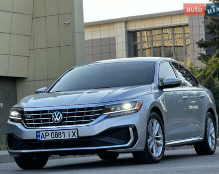 Серый Фольксваген Пассат, объемом двигателя 1.98 л и пробегом 80 тыс. км за 16000 $, фото 2 на Automoto.ua