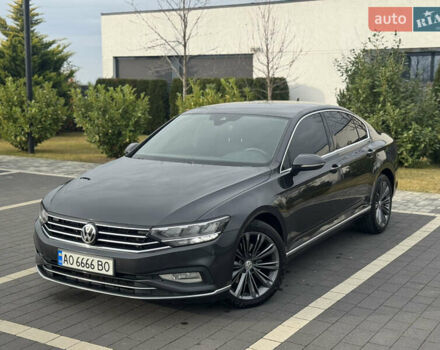 Серый Фольксваген Пассат, объемом двигателя 1.97 л и пробегом 245 тыс. км за 20500 $, фото 2 на Automoto.ua