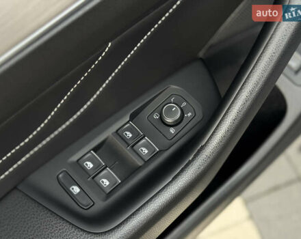 Серый Фольксваген Пассат, объемом двигателя 1.97 л и пробегом 245 тыс. км за 20500 $, фото 38 на Automoto.ua