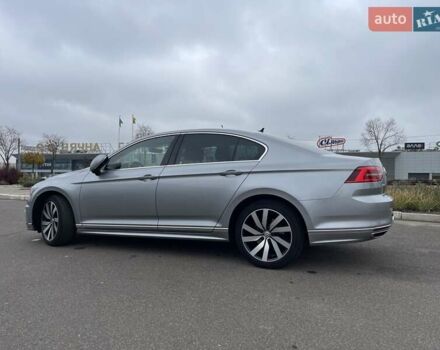 Серый Фольксваген Пассат, объемом двигателя 2 л и пробегом 237 тыс. км за 21000 $, фото 2 на Automoto.ua