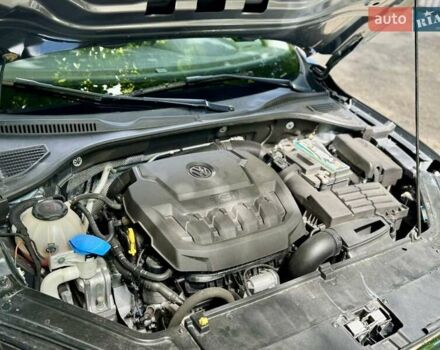 Сірий Фольксваген Пассат, об'ємом двигуна 2 л та пробігом 128 тис. км за 19000 $, фото 8 на Automoto.ua