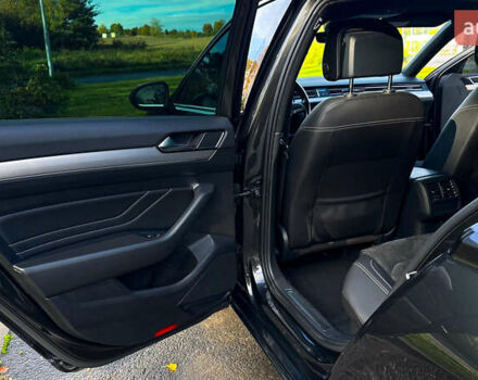 Серый Фольксваген Пассат, объемом двигателя 1.97 л и пробегом 245 тыс. км за 21800 $, фото 26 на Automoto.ua