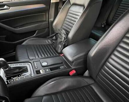 Серый Фольксваген Пассат, объемом двигателя 2 л и пробегом 237 тыс. км за 21000 $, фото 54 на Automoto.ua