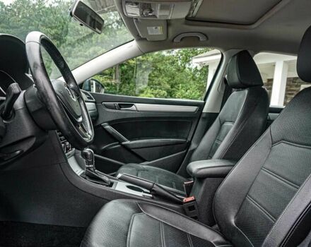 Фольксваген Пассат 2019 в Львове на Automoto.ua Серый Фольксваген Пассат, объемом двигателя 2 л и пробегом 40 тыс. км за 7500 $, фото 9 на Automoto.ua