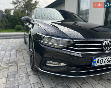 Серый Фольксваген Пассат, объемом двигателя 1.97 л и пробегом 245 тыс. км за 21800 $, фото 4 на Automoto.ua