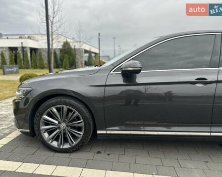 Серый Фольксваген Пассат, объемом двигателя 1.97 л и пробегом 245 тыс. км за 20500 $, фото 17 на Automoto.ua