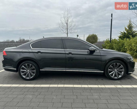 Серый Фольксваген Пассат, объемом двигателя 1.97 л и пробегом 245 тыс. км за 20500 $, фото 15 на Automoto.ua