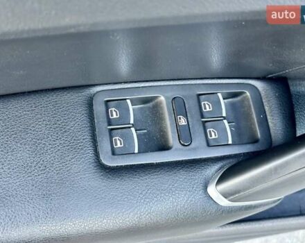 Фольксваген Пассат 2020 в Одессе на Automoto.ua Серый Фольксваген Пассат, объемом двигателя 2 л и пробегом 19 тыс. км за 19300 $, фото 39 на Automoto.ua