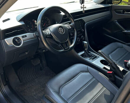 Серый Фольксваген Пассат, объемом двигателя 1.98 л и пробегом 107 тыс. км за 18900 $, фото 7 на Automoto.ua