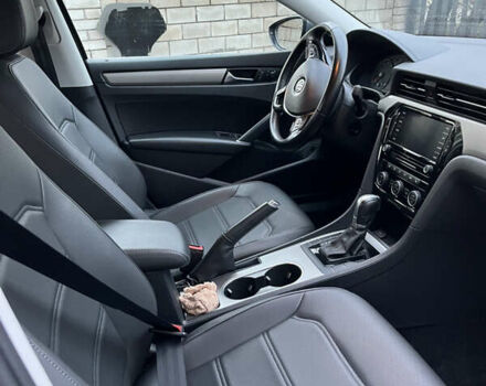 Серый Фольксваген Пассат, объемом двигателя 1.98 л и пробегом 114 тыс. км за 16000 $, фото 17 на Automoto.ua