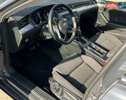 Серый Фольксваген Пассат, объемом двигателя 2 л и пробегом 181 тыс. км за 24900 $, фото 58 на Automoto.ua