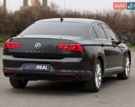 Серый Фольксваген Пассат, объемом двигателя 1.97 л и пробегом 207 тыс. км за 24000 $, фото 33 на Automoto.ua