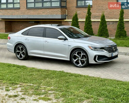 Серый Фольксваген Пассат, объемом двигателя 1.98 л и пробегом 72 тыс. км за 18750 $, фото 29 на Automoto.ua