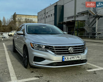 Серый Фольксваген Пассат, объемом двигателя 2 л и пробегом 155 тыс. км за 14999 $, фото 4 на Automoto.ua