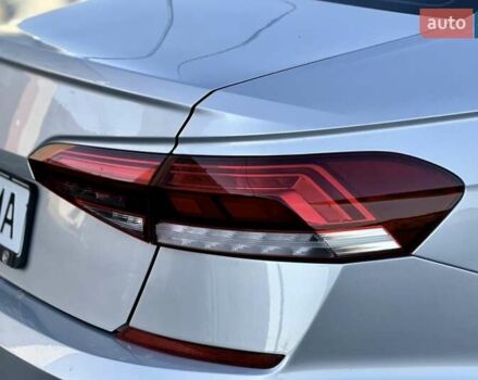 Фольксваген Пассат 2020 в Одессе на Automoto.ua Серый Фольксваген Пассат, объемом двигателя 2 л и пробегом 19 тыс. км за 19300 $, фото 16 на Automoto.ua