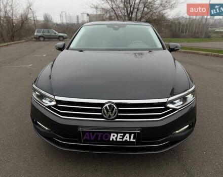 Серый Фольксваген Пассат, объемом двигателя 1.97 л и пробегом 207 тыс. км за 24000 $, фото 27 на Automoto.ua