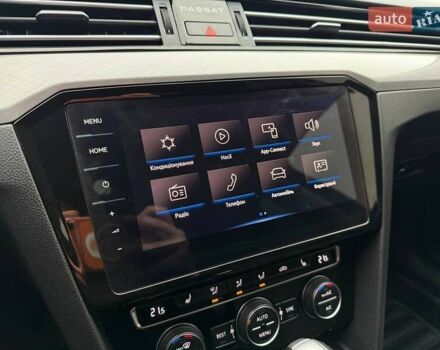 Серый Фольксваген Пассат, объемом двигателя 1.97 л и пробегом 207 тыс. км за 24000 $, фото 113 на Automoto.ua
