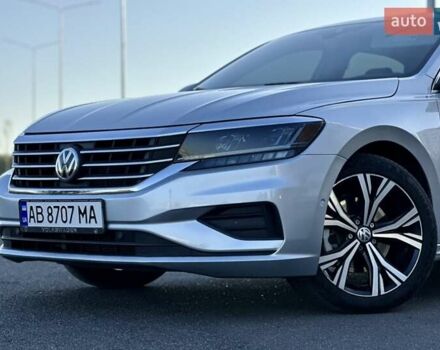 Фольксваген Пассат 2020 в Одессе на Automoto.ua Серый Фольксваген Пассат, объемом двигателя 2 л и пробегом 19 тыс. км за 19300 $, фото 5 на Automoto.ua