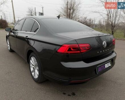 Серый Фольксваген Пассат, объемом двигателя 1.97 л и пробегом 207 тыс. км за 24000 $, фото 53 на Automoto.ua