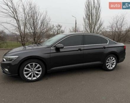 Серый Фольксваген Пассат, объемом двигателя 1.97 л и пробегом 207 тыс. км за 24000 $, фото 20 на Automoto.ua