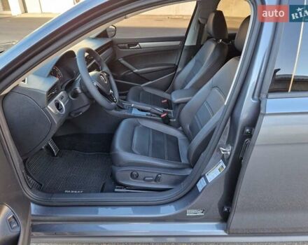 Серый Фольксваген Пассат, объемом двигателя 1.98 л и пробегом 15 тыс. км за 20999 $, фото 73 на Automoto.ua