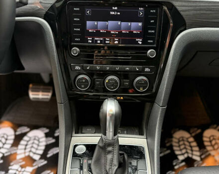 Серый Фольксваген Пассат, объемом двигателя 0 л и пробегом 125 тыс. км за 19000 $, фото 9 на Automoto.ua