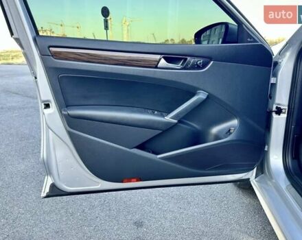 Фольксваген Пассат 2020 в Одессе на Automoto.ua Серый Фольксваген Пассат, объемом двигателя 2 л и пробегом 19 тыс. км за 19300 $, фото 40 на Automoto.ua